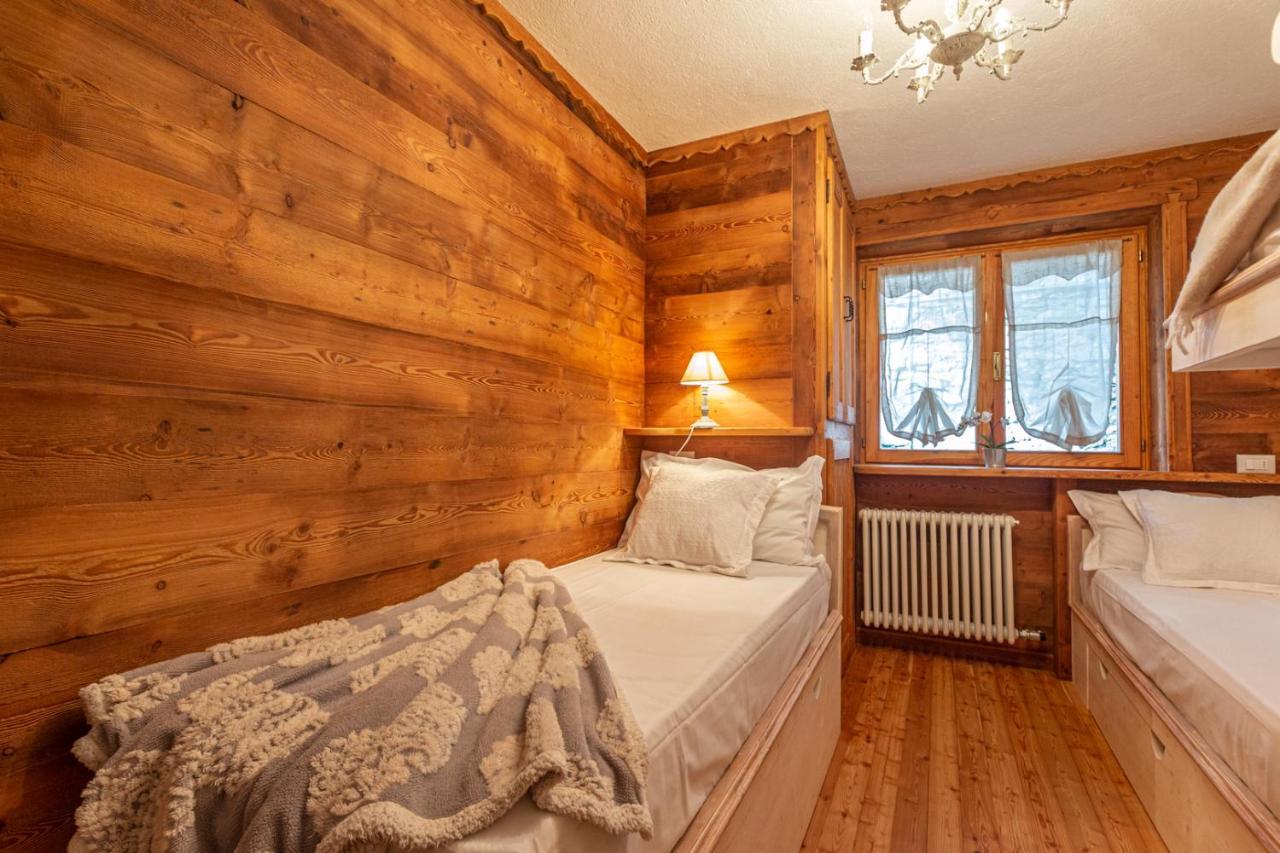 L'Atelier Du Temps - Le Petit Refuge Appartement กอนเญ ภายนอก รูปภาพ