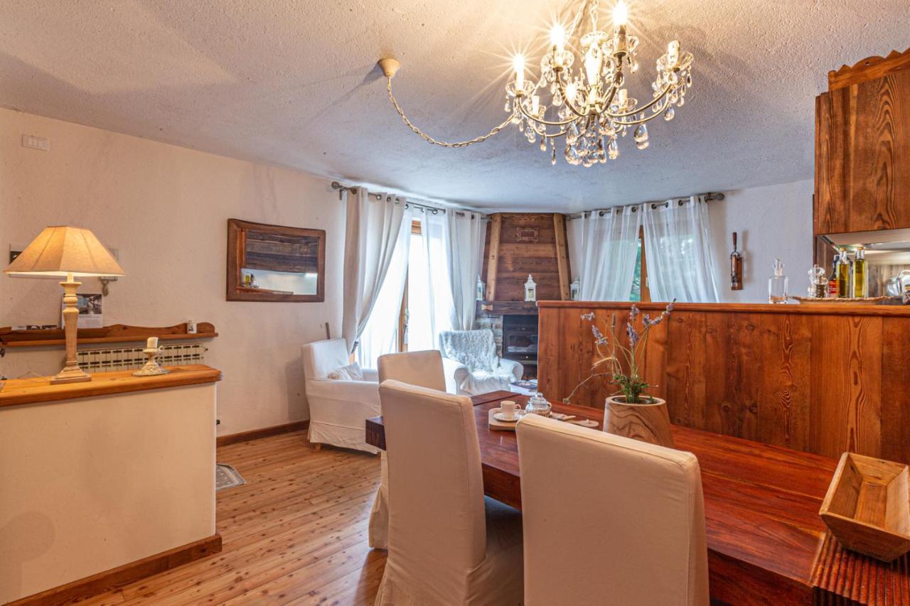 L'Atelier Du Temps - Le Petit Refuge Appartement กอนเญ ภายนอก รูปภาพ